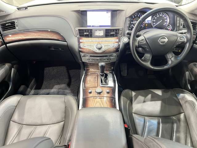 日産 シーマ　ハイブリッド ３．５ ＶＩＰ H24年 (関東) 99