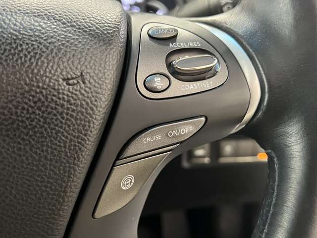 日産 シーマ　ハイブリッド ３．５ ＶＩＰ H24年 (関東) 99