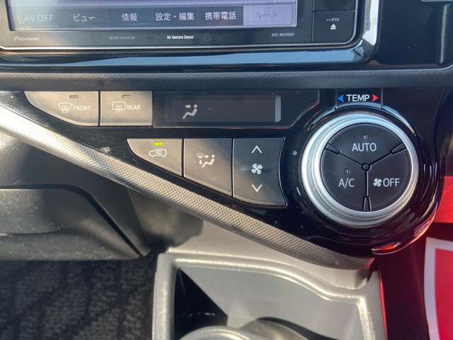 トヨタ アクア １．５ Ｇ ブラックソフトレザーセレクション H27年 (関東) 99