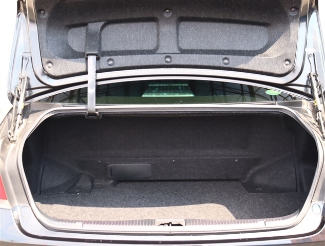 トヨタ クラウン　ハイブリッド ハイブリッド ２．５ Ｓ H25年 (関東) 99