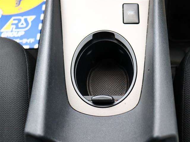 トヨタ アベンシスワゴン ２．０ ＸＩ H24年 (関東) 99