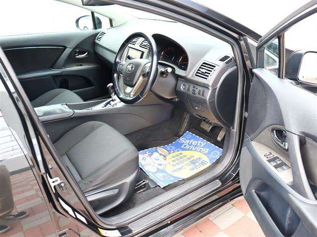 トヨタ アベンシスワゴン ２．０ ＸＩ H24年 (関東) 99