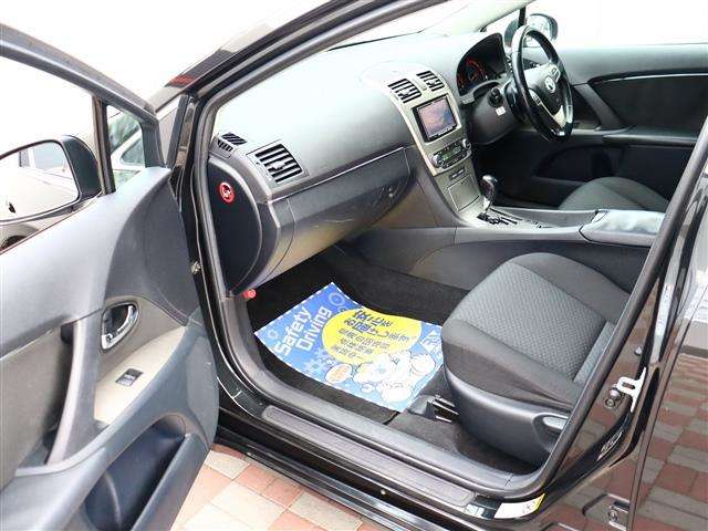 トヨタ アベンシスワゴン ２．０ ＸＩ H24年 (関東) 99