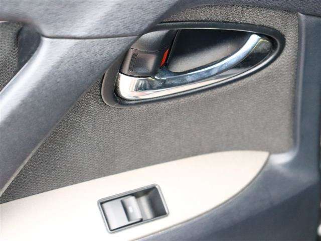 トヨタ アベンシスワゴン ２．０ ＸＩ H24年 (関東) 99