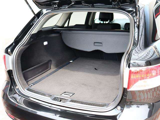 トヨタ アベンシスワゴン ２．０ ＸＩ H24年 (関東) 99