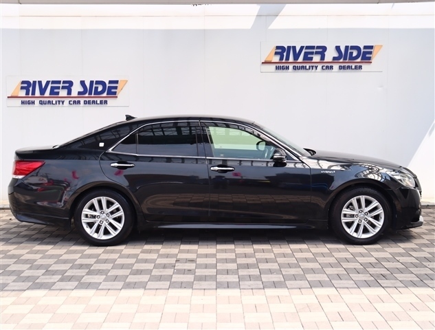 トヨタ クラウン　ハイブリッド ハイブリッド ２．５ Ｓ H25年 (関東) 99