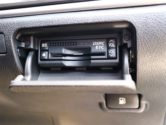 トヨタ クラウン　ハイブリッド ハイブリッド ２．５ Ｓ H25年 (関東) 99