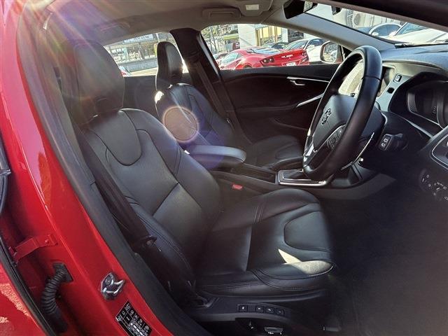 ボルボ Ｖ４０ Ｄ４ インスクリプション ディーゼルターボ H30年 (東北) 99