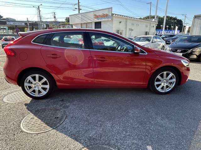 ボルボ Ｖ４０ Ｄ４ インスクリプション ディーゼルターボ H30年 (東北) 99