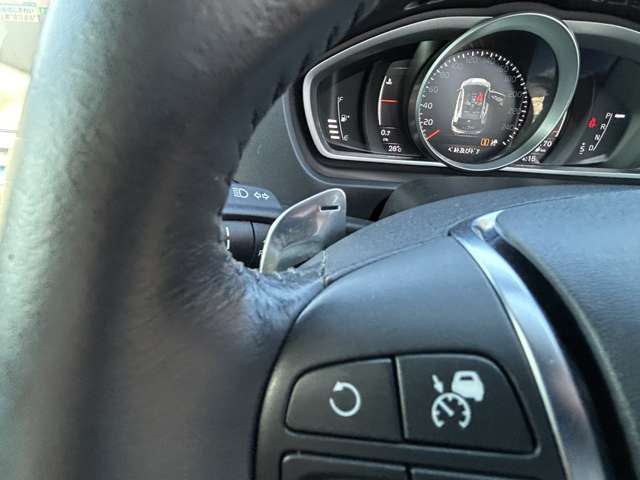 ボルボ Ｖ４０ Ｄ４ インスクリプション ディーゼルターボ H30年 (東北) 99