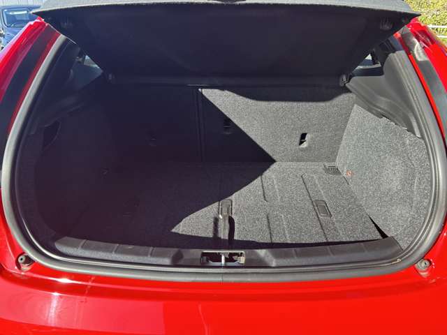 ボルボ Ｖ４０ Ｄ４ インスクリプション ディーゼルターボ H30年 (東北) 99