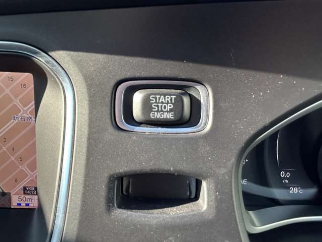 ボルボ Ｖ４０ Ｄ４ インスクリプション ディーゼルターボ H30年 (東北) 99