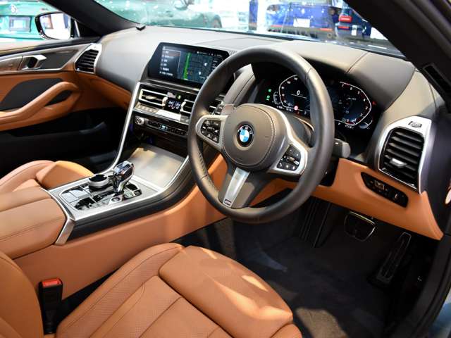 ＢＭＷ ８シリーズ ８４０Ｉ Ｍスポーツ R2年 () 99