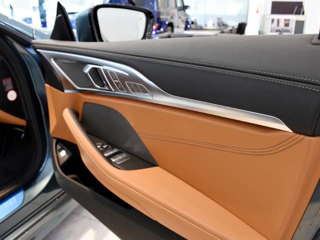 ＢＭＷ ８シリーズ ８４０Ｉ Ｍスポーツ R2年 () 99