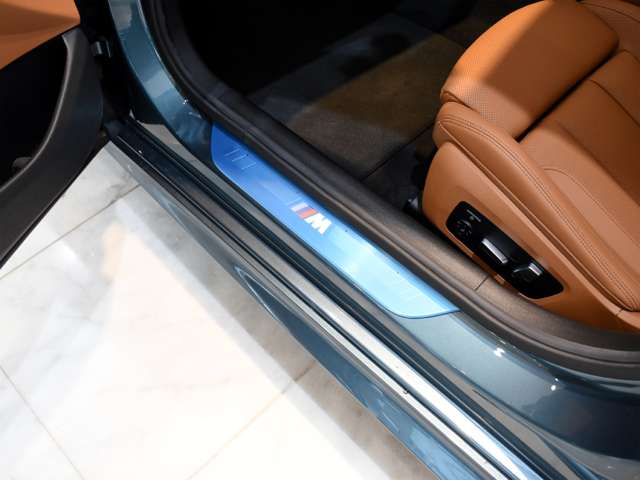 ＢＭＷ ８シリーズ ８４０Ｉ Ｍスポーツ R2年 () 99