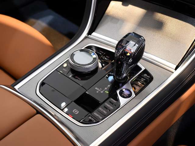 ＢＭＷ ８シリーズ ８４０Ｉ Ｍスポーツ R2年 () 99