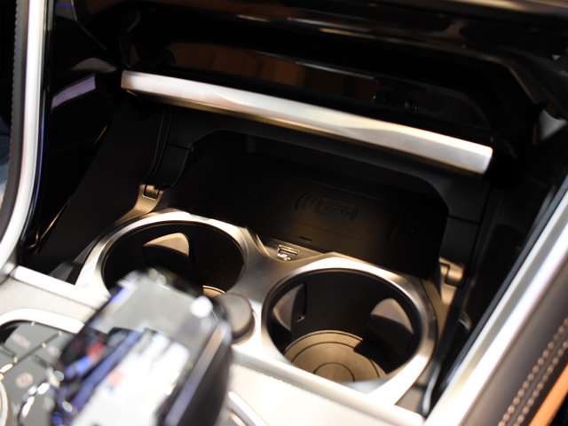 ＢＭＷ ８シリーズ ８４０Ｉ Ｍスポーツ R2年 () 99