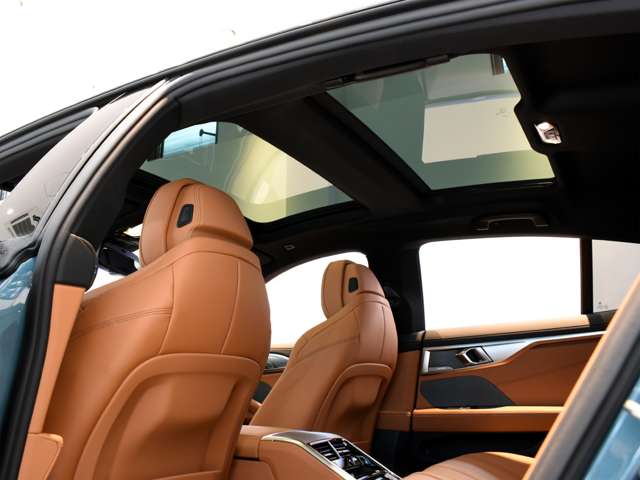 ＢＭＷ ８シリーズ ８４０Ｉ Ｍスポーツ R2年 () 99