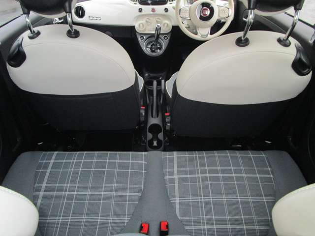 フィアット ５００（チンクエチェント） １．２ ポップ R2年 (中国) 99