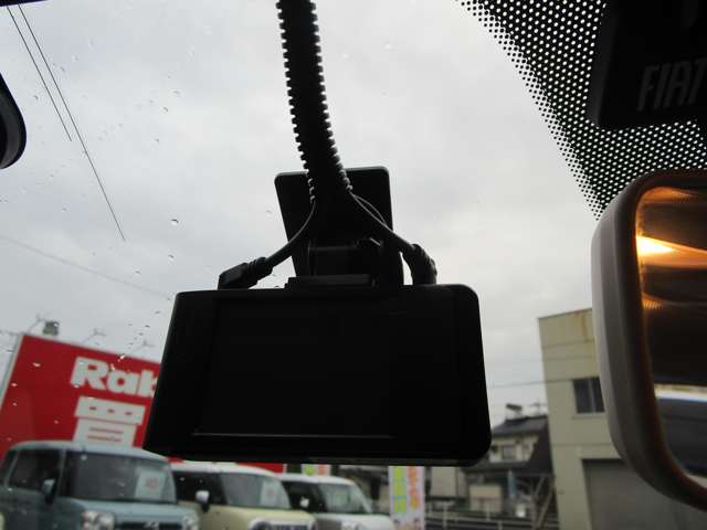 フィアット ５００（チンクエチェント） １．２ ポップ R2年 (中国) 99