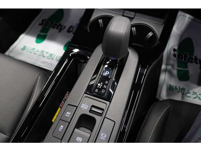 トヨタ プリウス ２．０ Ｚ R6年 (東海) 99