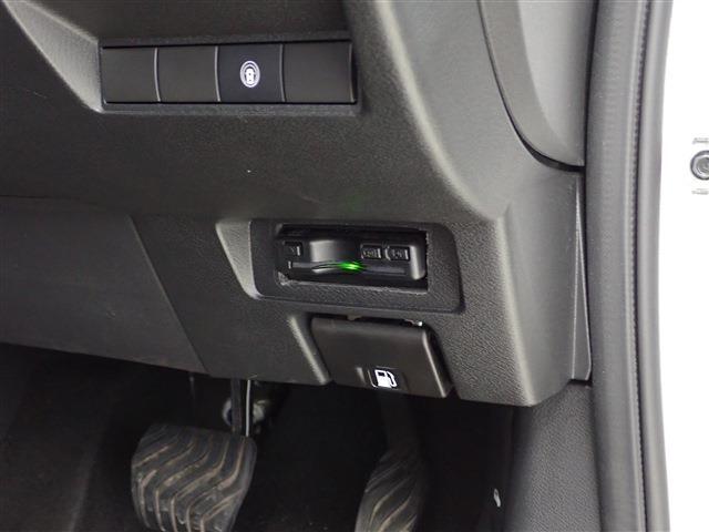 日産 ノート １．２ Ｘ R4年 (関東) 99