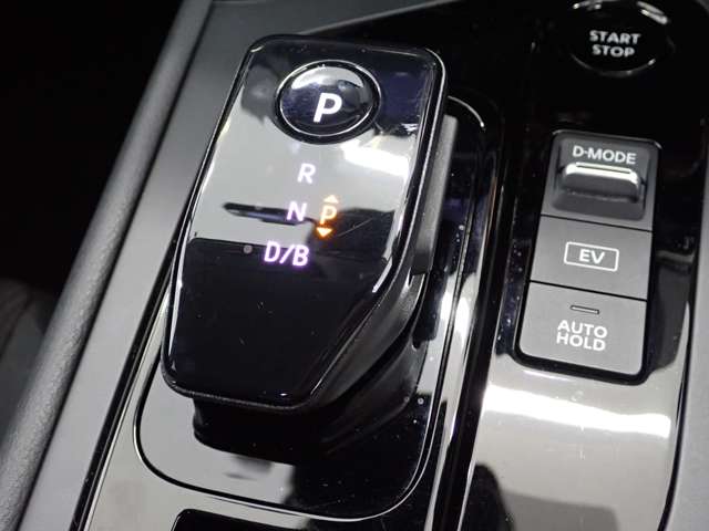 日産 ノート １．２ Ｘ R4年 (関東) 99