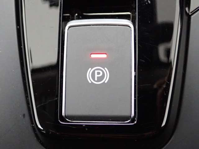 日産 ノート １．２ Ｘ R4年 (関東) 99