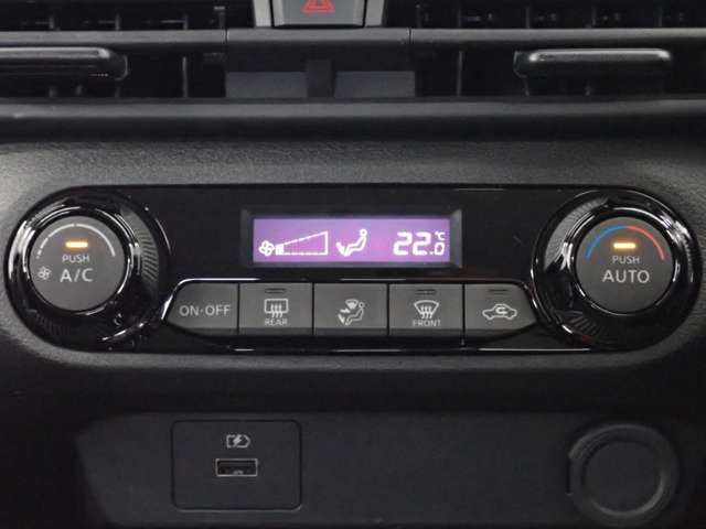 日産 ノート １．２ Ｘ R4年 (関東) 99