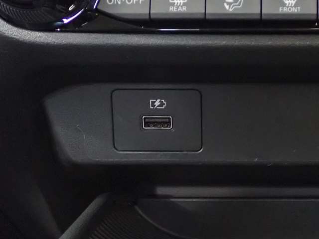 日産 ノート １．２ Ｘ R4年 (関東) 99