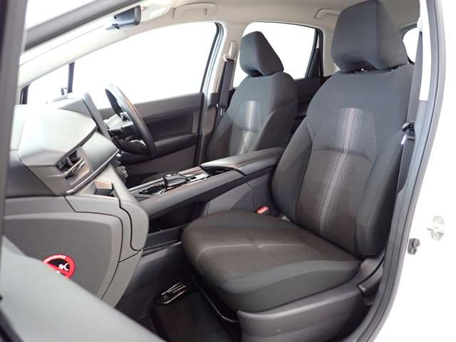 日産 ノート １．２ Ｘ R4年 (関東) 99