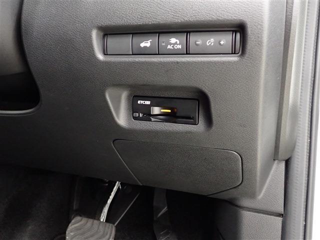 日産 エクストレイル １．５ Ｘ Ｅ－４ＯＲＣＥ ４ＷＤ R5年 (関東) 99