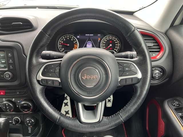 ジープ レネゲード トレイルホーク ４ＷＤ H28年 (東海) 99