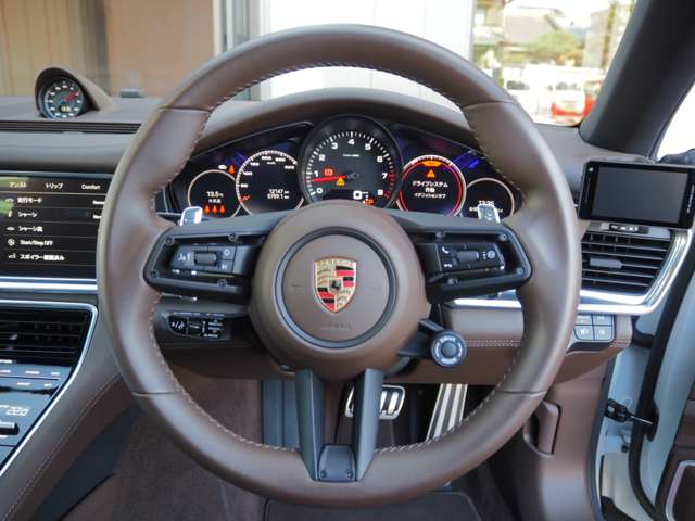 ポルシェ パナメーラ プラチナ エディション ＰＤＫ R5年 (近畿) 99