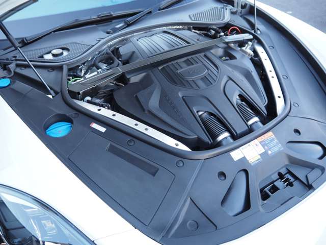 ポルシェ パナメーラ プラチナ エディション ＰＤＫ R5年 (近畿) 99