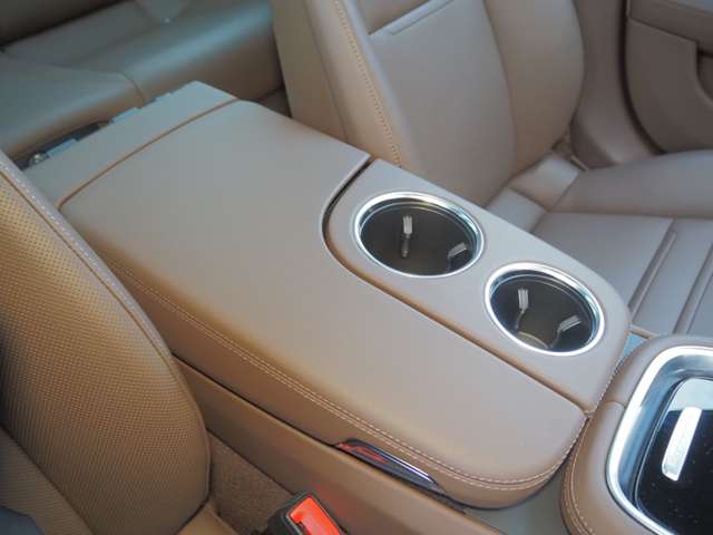 ポルシェ パナメーラ プラチナ エディション ＰＤＫ R5年 (近畿) 99