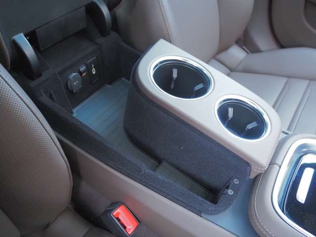 ポルシェ パナメーラ プラチナ エディション ＰＤＫ R5年 (近畿) 99