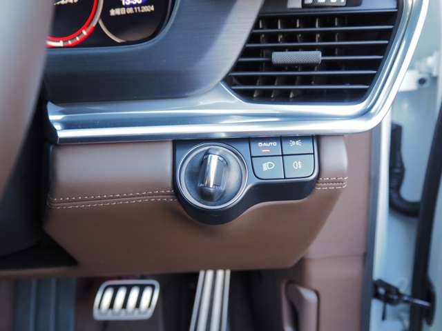 ポルシェ パナメーラ プラチナ エディション ＰＤＫ R5年 (近畿) 99