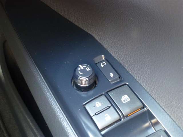 トヨタ カムリ ２．５ Ｇ H29年 (東北) 99