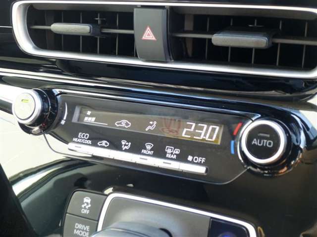 トヨタ アクア １．５ Ｘ R4年 (東北) 99