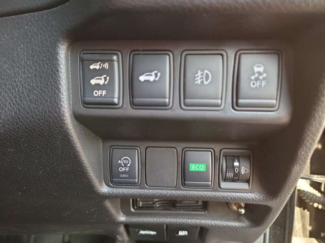 日産 エクストレイル ２．０ ２０Ｘ エマージェンシーブレーキパッケージ ２列車 H29年 (中国) 99