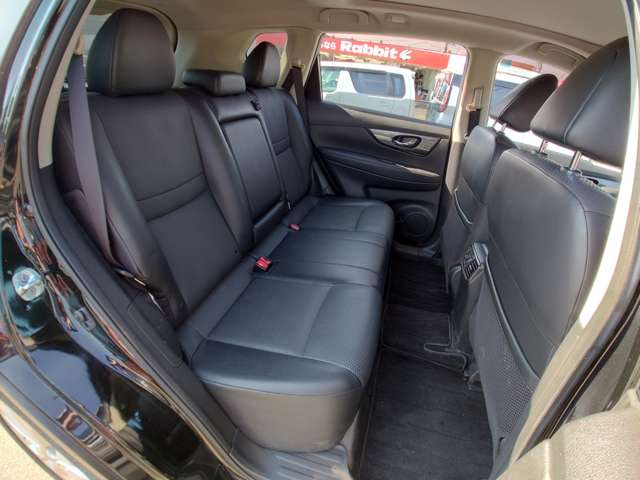 日産 エクストレイル ２．０ ２０Ｘ エマージェンシーブレーキパッケージ ２列車 H29年 (中国) 99