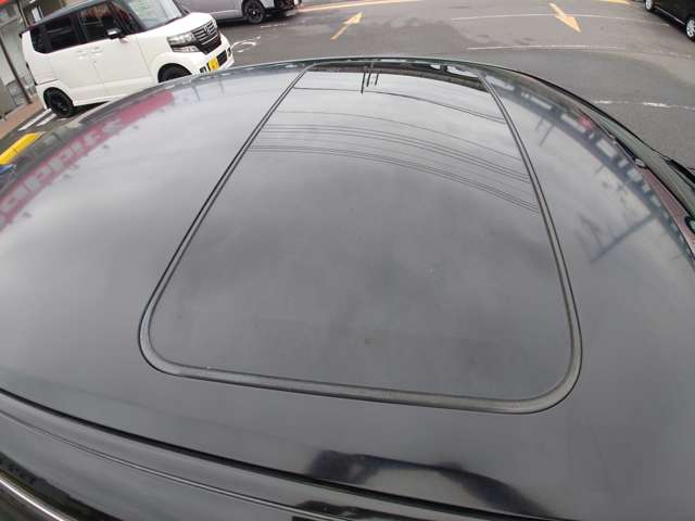 トヨタ クラウンアスリート ３．５ H22年 (中国) 99