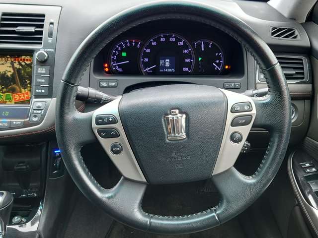 トヨタ クラウンアスリート ３．５ H22年 (中国) 99