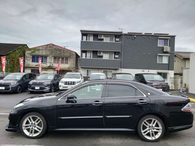 トヨタ クラウンアスリート ３．５ H22年 (中国) 99