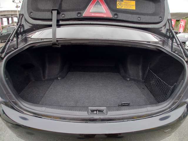 トヨタ クラウンアスリート ３．５ H22年 (中国) 99