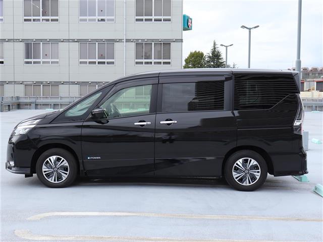 日産 セレナ １．２ Ｅ－ＰＯＷＥＲ ハイウェイスター Ｖ R4年 (関東) 99