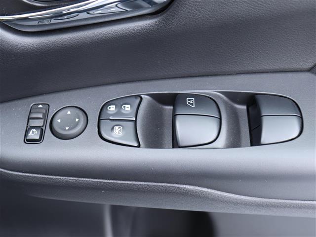 日産 セレナ １．２ Ｅ－ＰＯＷＥＲ ハイウェイスター Ｖ R4年 (関東) 99