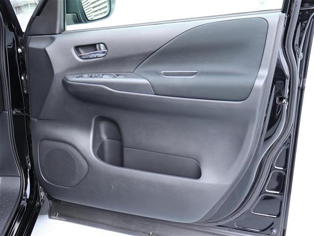 日産 セレナ １．２ Ｅ－ＰＯＷＥＲ ハイウェイスター Ｖ R4年 (関東) 99