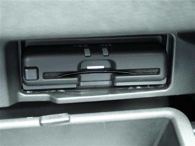 日産 セレナ １．２ Ｅ－ＰＯＷＥＲ ハイウェイスター Ｖ R4年 (関東) 99